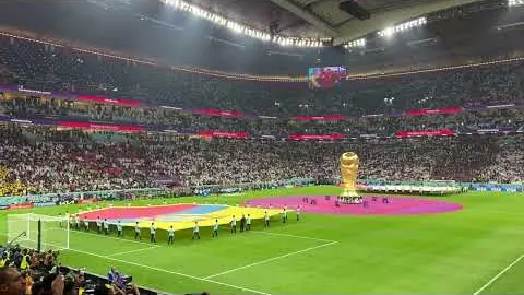 刘少昂斩获短道速滑世界杯男子500米冠军——人民日报客户端讯